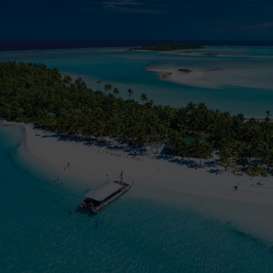 Cook Islands Travel - Bench Media